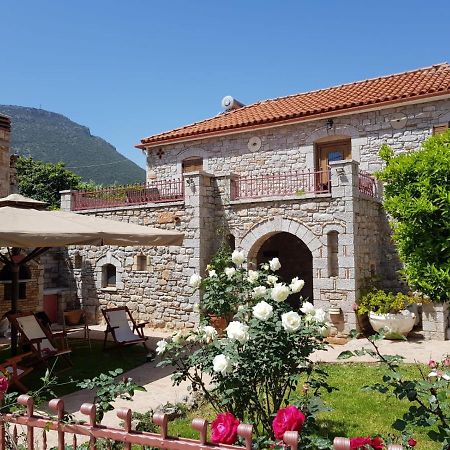 Villa Haus Kleopatra Leonídion Exterior foto